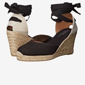 SOLUDOS CLASSIC ESPADRILLE, size 9.5